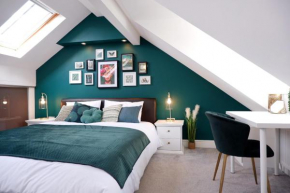 Modern 2-Bed Duplex - 10 Mins to City Centre